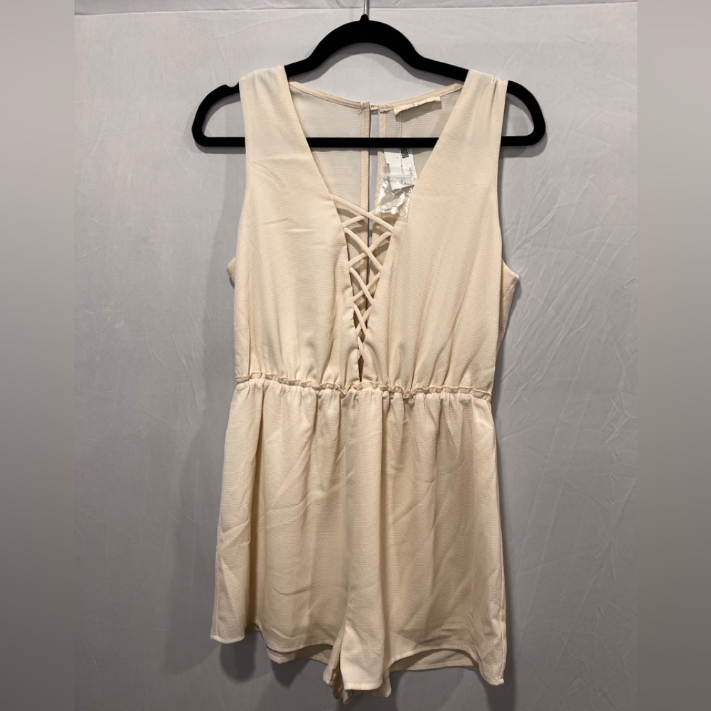 ILLA ILLA Cream Lace-Up Jumpsuit